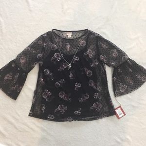 Quarter Bell Sleeve Top